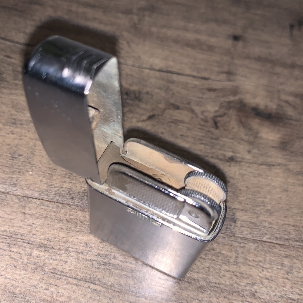 VINTAGE SAROME MADE IN JAPAN BUTANE LIGHTER